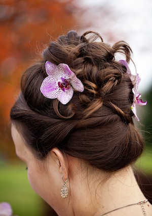 wedding-hair-orchids